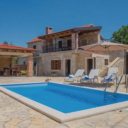 Luxury Maria With Pool *