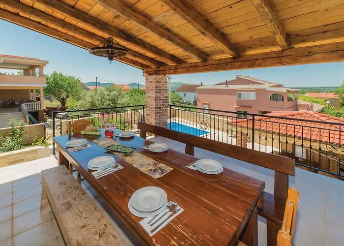 Luxury Maria With Pool Villa Galovac