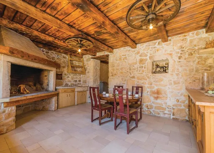 Villa Luxury Maria With Pool