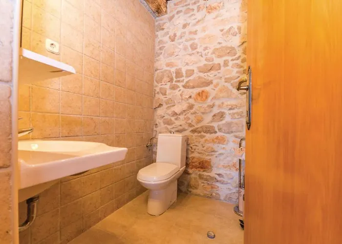 Luxury Maria With Pool Villa *