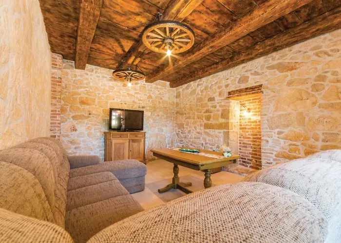 Luxury Maria With Pool Villa Galovac (Zadar)