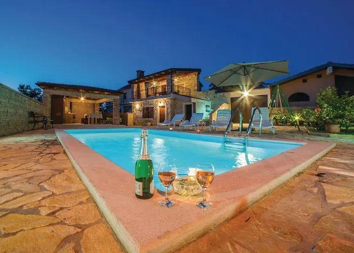 Luxury Maria With Pool *